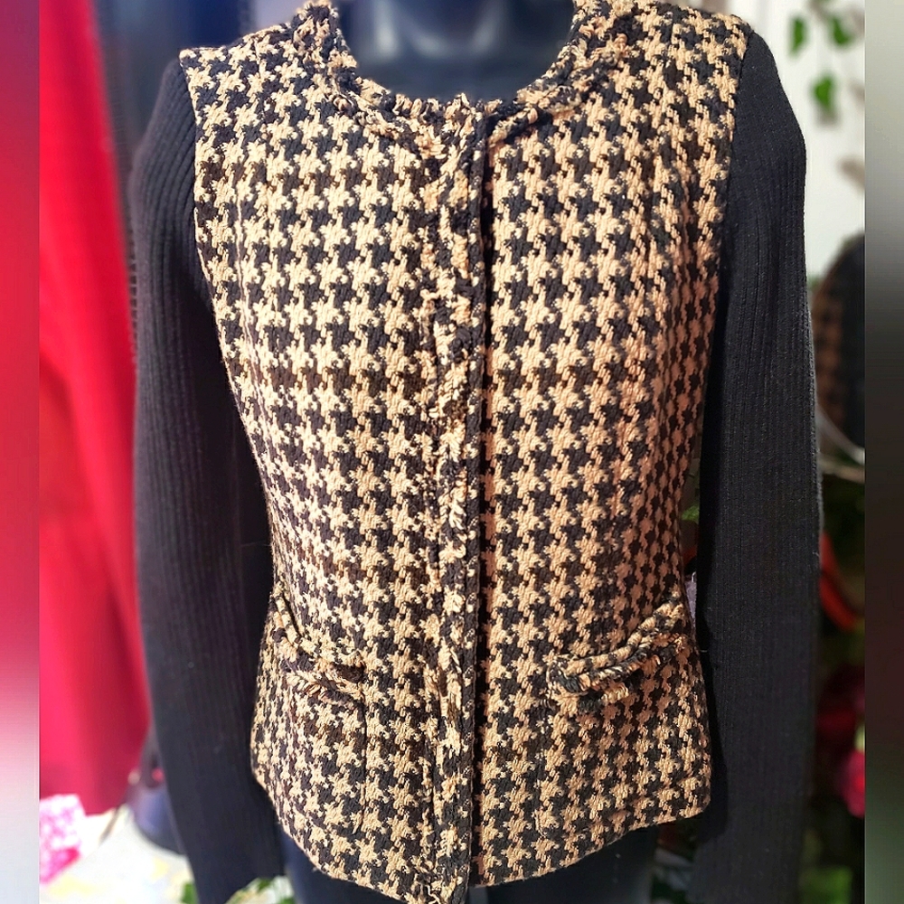 Gorgeous CABI Black Tan Houndstooth Zip Sweater Cardigan Blazer/Jacket Size 4